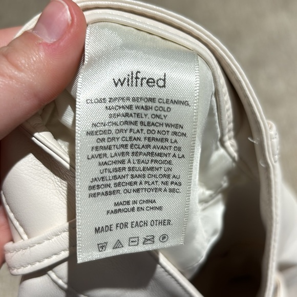 Aritzia Vegan Leather Pants - Picture 7 of 8